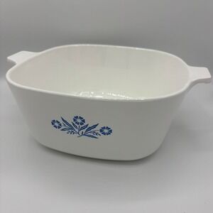 Corning Ware Blue Cornflower 2.5 Qt Casserole Dish P-2 1/2-B White Vintage USA